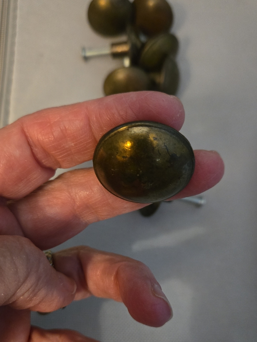 Antique Brass Round Drawer Knobs - Set of 10 - Picture 2 of 3